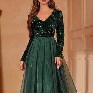 Faeriesty Long-Sleeve V-Neck Princess Ball Gown, Size XS